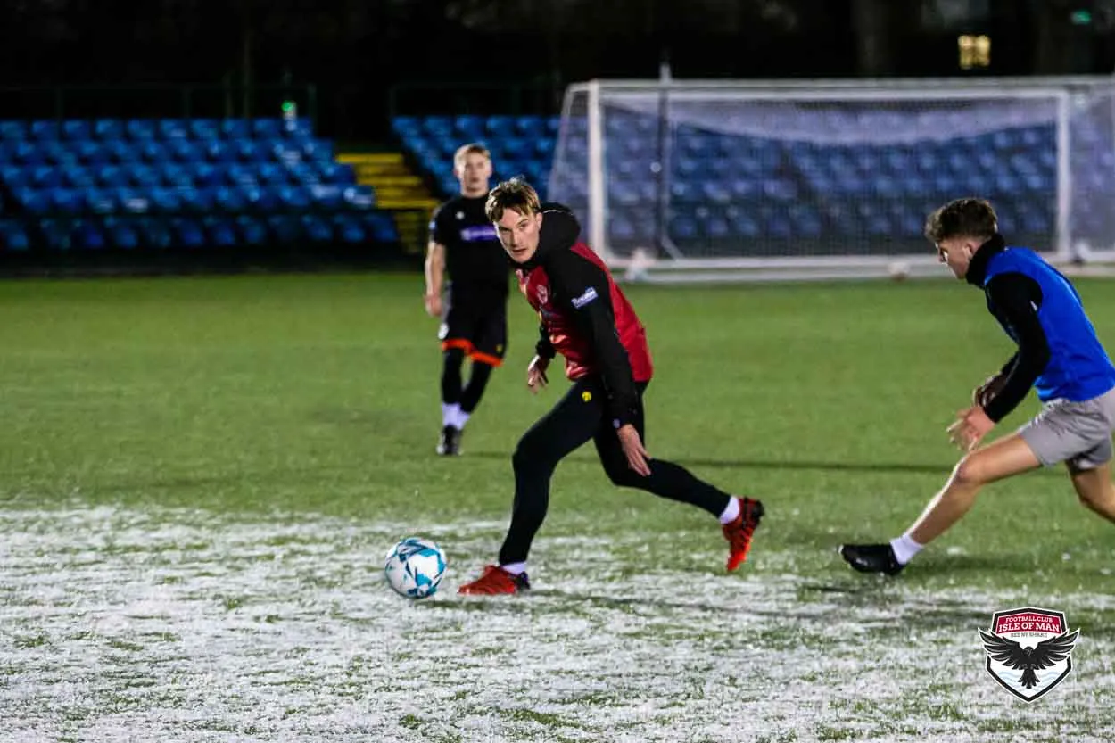 SQUAD NEWS: Vauxhall Motors (H)